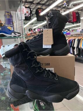 Women’s Adidas Yeezy 500 High Tactical Boot Utility Black Size 7.5